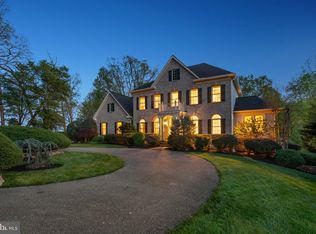 9015 Magruder Knolls Ct, Gaithersburg, MD 20882