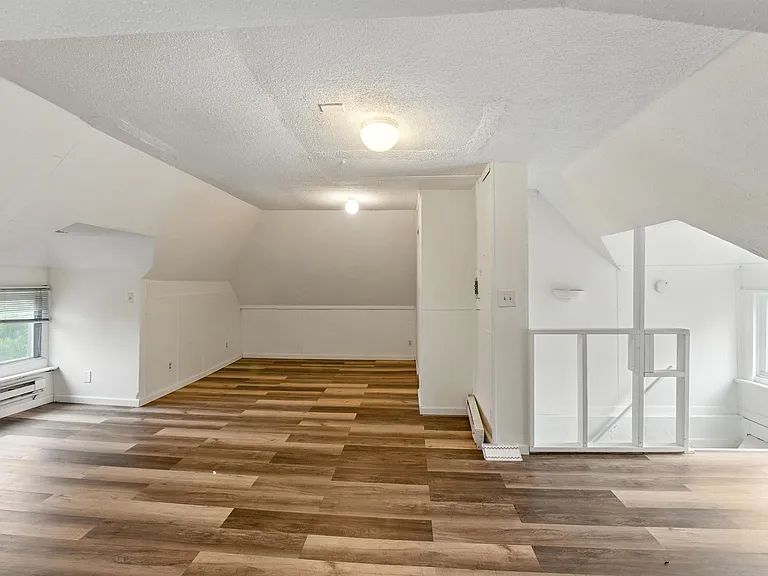 5100 Berwyn Rd — Photo 12