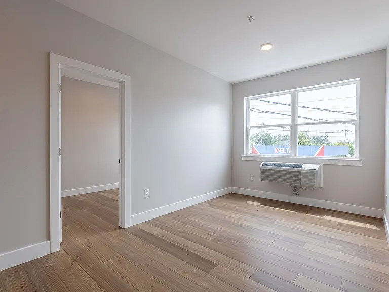 213 French St — Photo 27