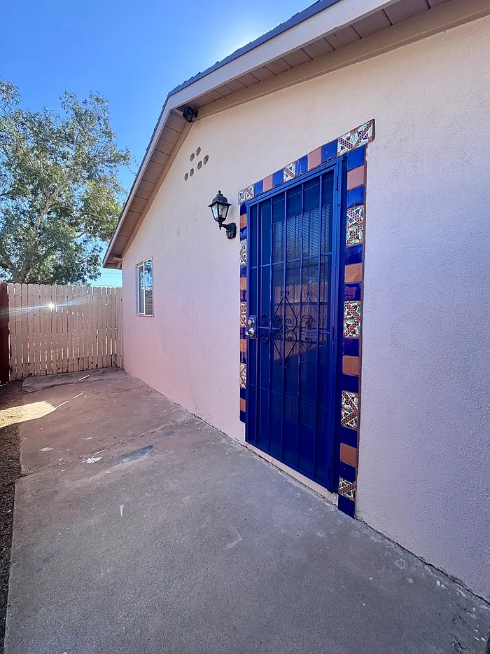1 bed, 1.0 bath, $1,100 — Photo 3