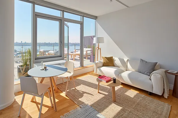 Rented by Two Trees | media 29