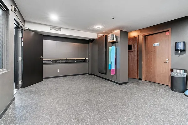 Shelard Village Apartments — Photo 35