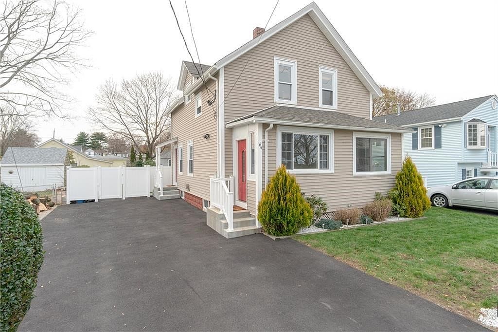 64 England St, Cumberland, RI 02864 Zillow