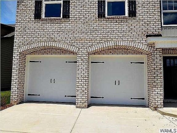 2nd image of 1288 Maxwell Cir