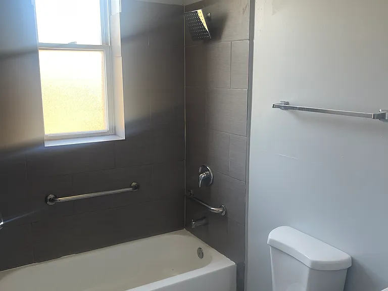 1537 S Saint Louis Ave #3F — Photo 11