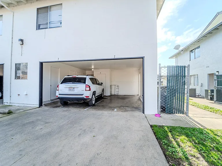 1199 Casita Dr #1 — Photo 11