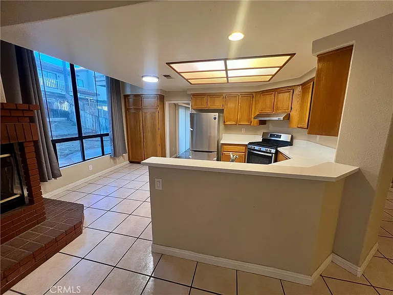 2909 Dorchester Cir — Photo 11