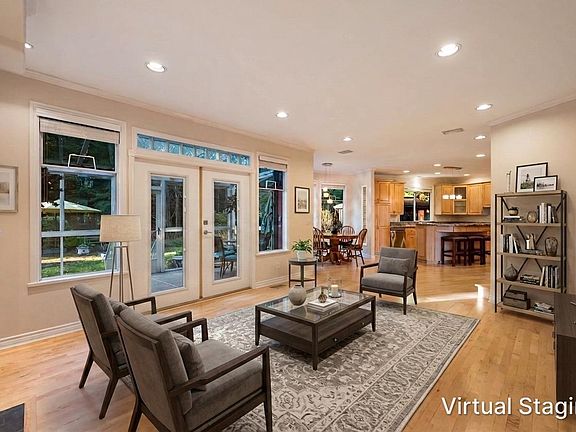 4th image of 1522 Whitebark Pl