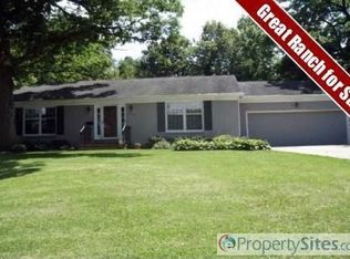 3708 Davisson Rd, Des Moines, IA 50310