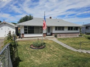 1721 SW Hailey Ln, Pendleton, OR 97801