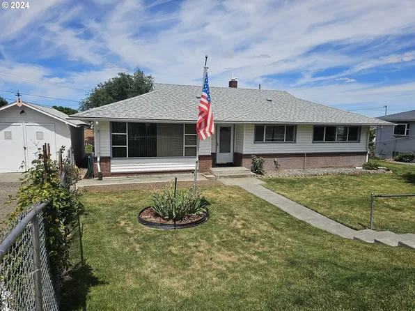 1721 SW Hailey Ln, Pendleton, OR 97801