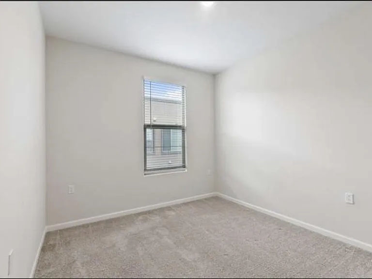 25296 Villager Ln — Photo 17