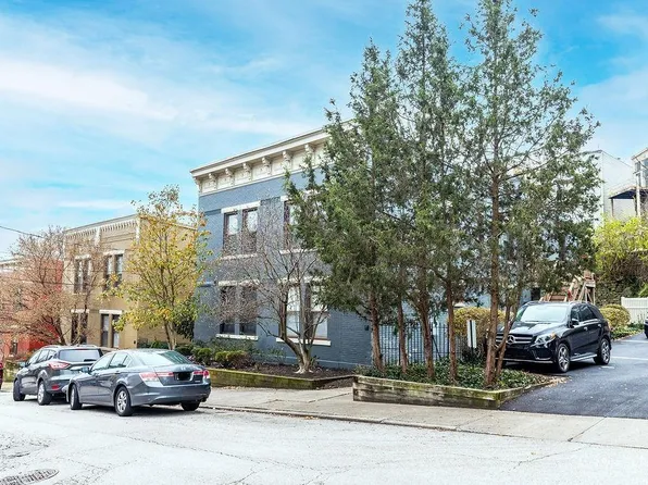 981 Paradrome St APT A, Cincinnati, OH 45202