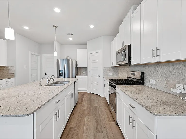 14839 Slow River Ave — Photo 14