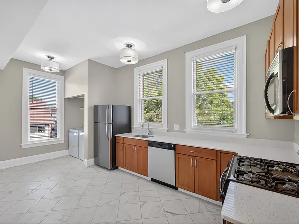 Grandview Apartments