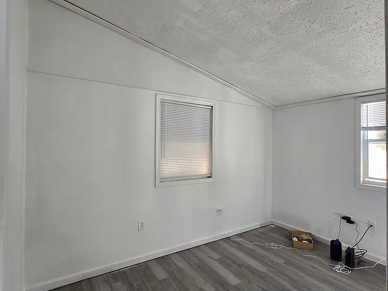 246 Saint John Dr — Photo 14