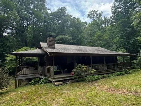 2975 Gold Mine Rd, Highlands, NC 28741