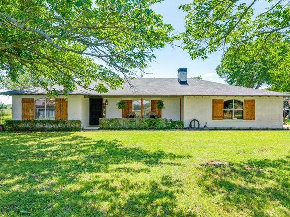 3781 Fm 151, Whitewright, TX 75491