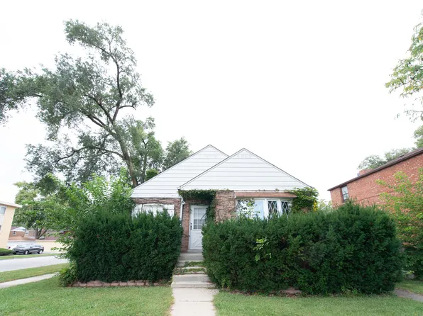2030 S 17th Ave, Broadview, IL 60155