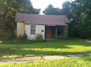 1063 E Thoman St, Springfield, MO 65803