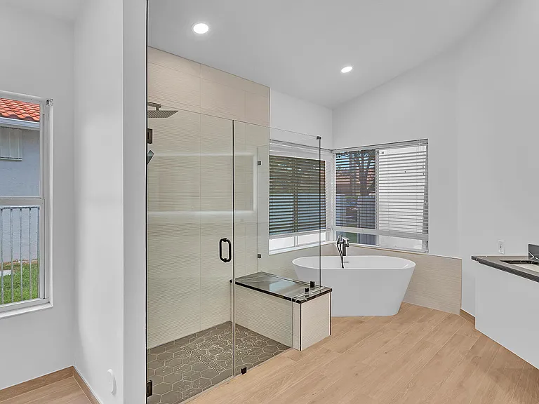 3420 Washington Ln — Photo 14
