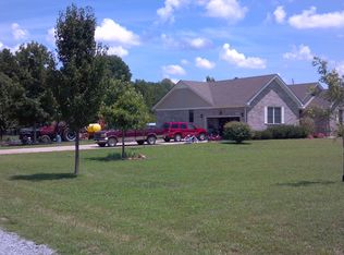 2669 Chambliss Rd, Pleasant View, TN 37146