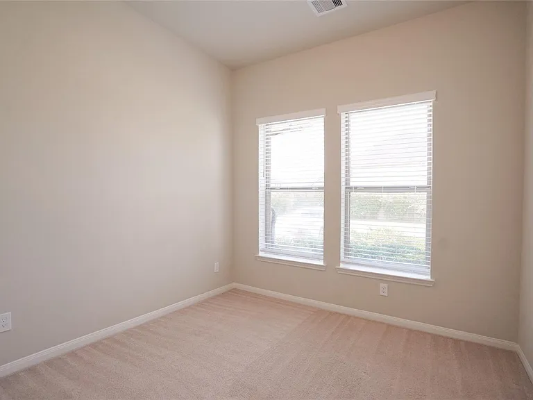 29034 Canyon Oakdr Dr — Photo 8