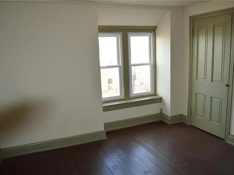 816 W Cedar St — Photo 6