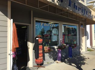 704 Chetco Ave, Brookings, OR 97415