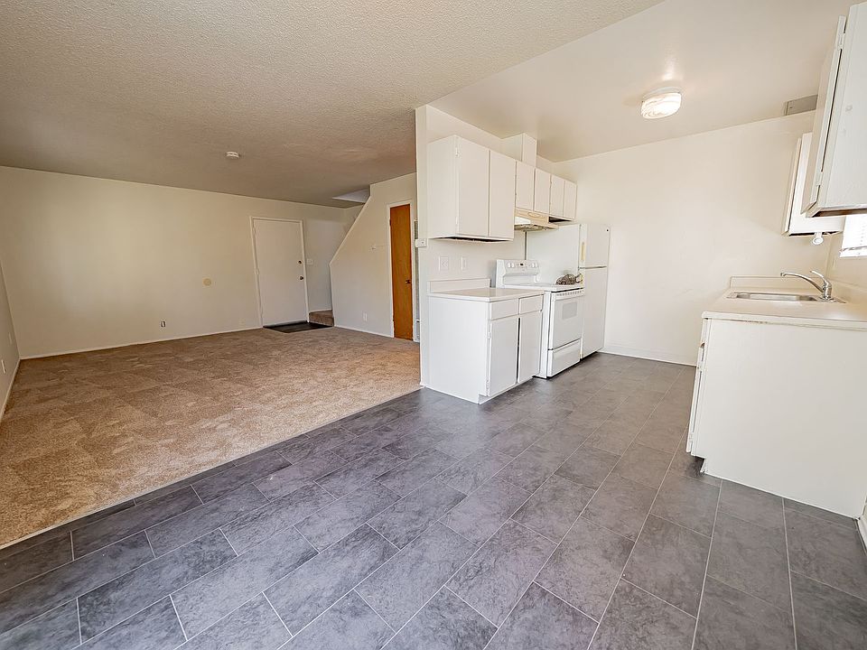1st image of 2515 Bartlett St APT 4