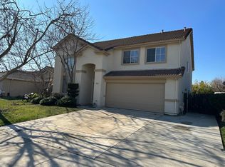 10447 River Oaks Dr, Stockton, CA 95209