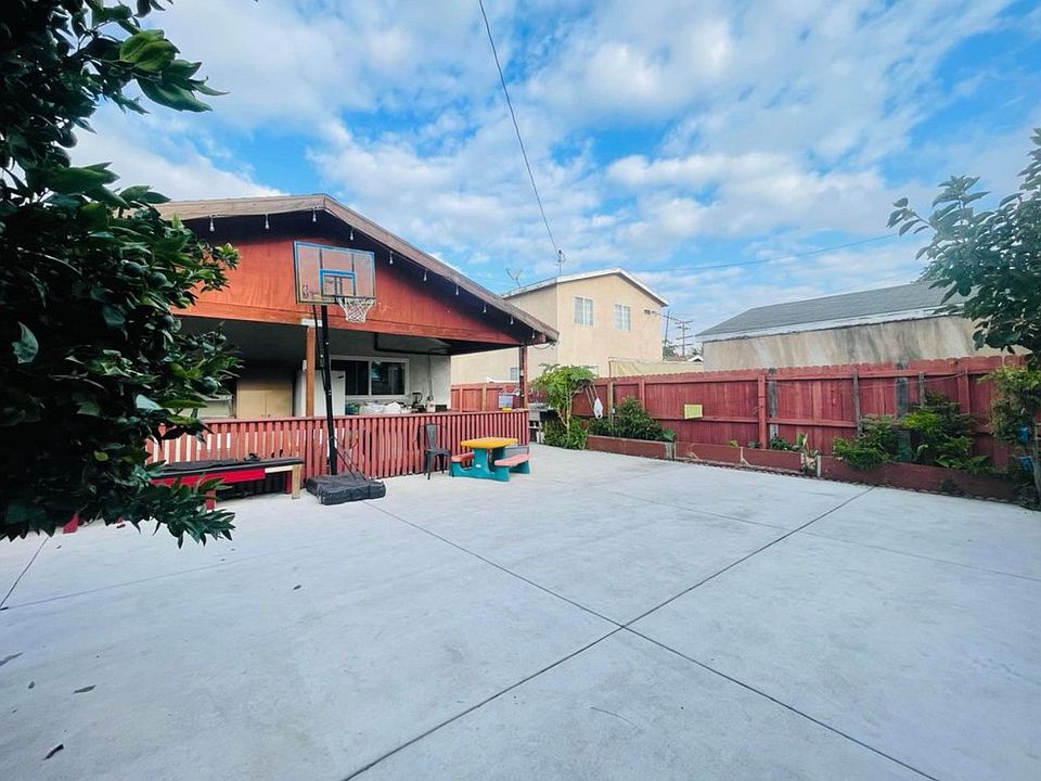 2nd image of 5242 Linden Ave #1
