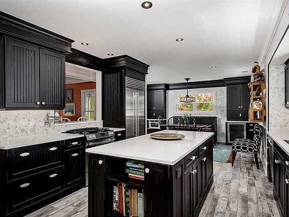 5th image of 908 1st St