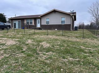 861 Barnett Rd, Brodhead, KY 40409