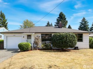 11252 12th Ave SW, Seattle, WA 98146