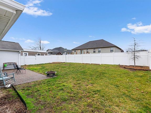 4th image of 3985 Scenic Dr