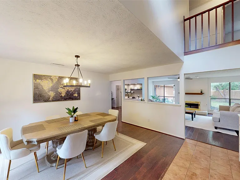 3819 Brook Shadow Dr — Photo 3