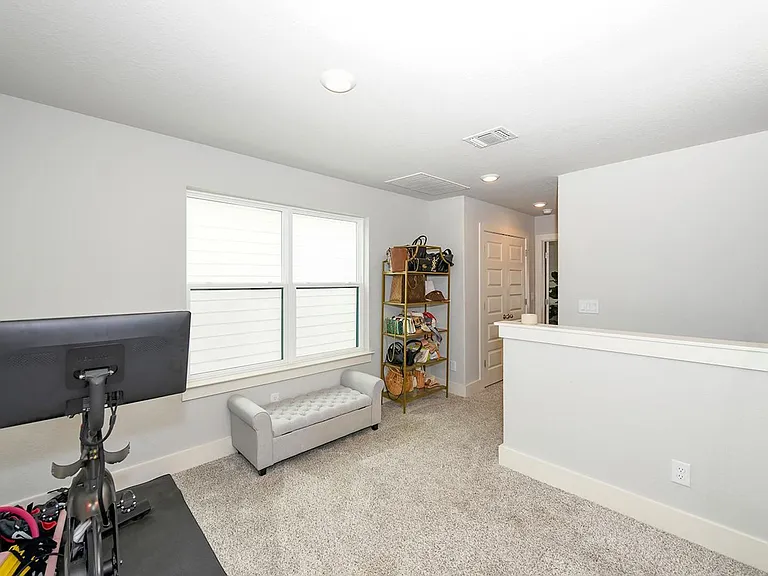 16011 Babcock Rd #13 — Photo 15