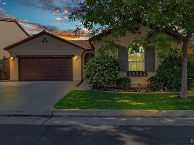 1805 Van Gogh Way, Hanford, CA, 93230