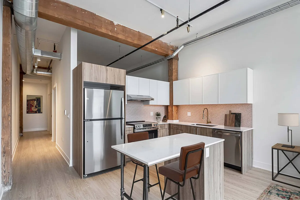 Building Photo - Lofts at Avenir