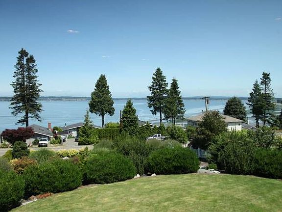 Sweeping views of bay & C