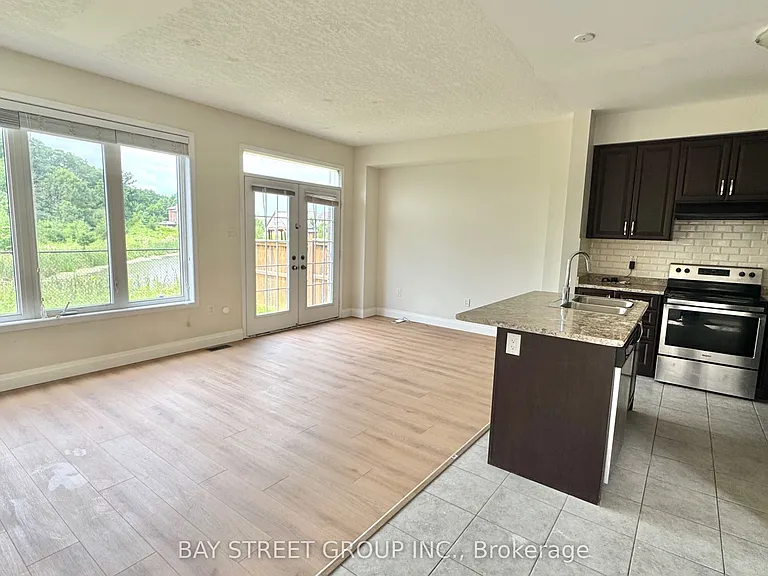 7735 Shadbush Ln — Photo 4