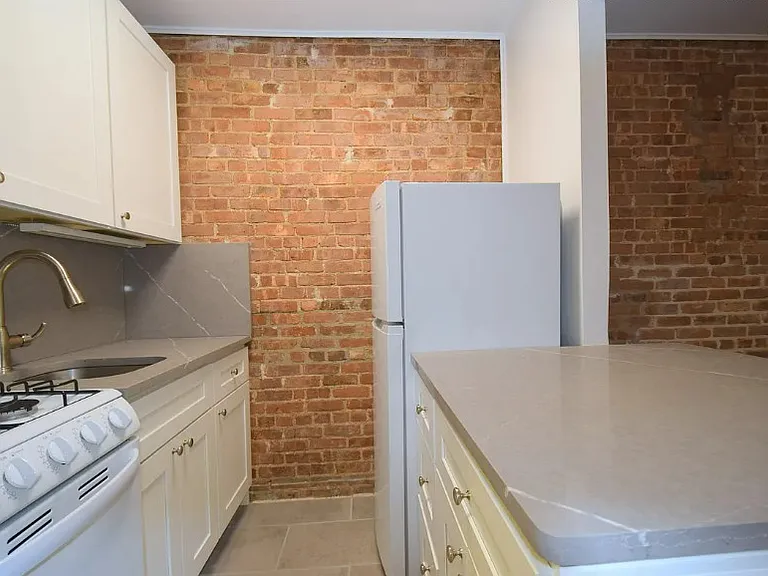 219 E 81st St #2F — Photo 3