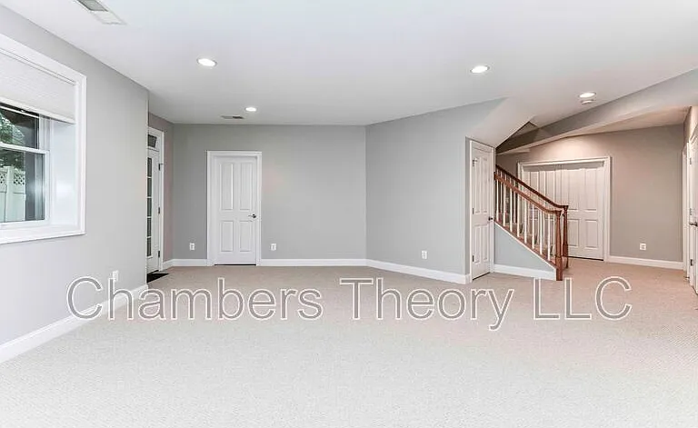 1840 Mamie Dyer Ln — Photo 27