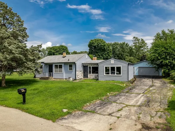 9207 Segunda Ln, Rockford, IL 61115