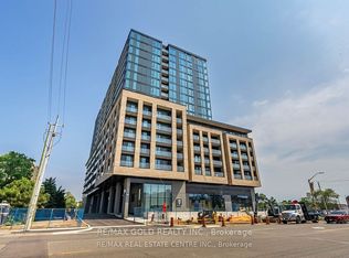 86 Dundas St E #818, Mississauga, ON L5A 1W4