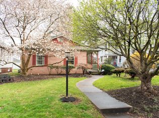 933 4th St, Beaver, PA 15009