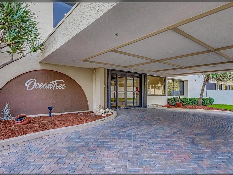 3400 N Ocean Dr #405 — Photo 25