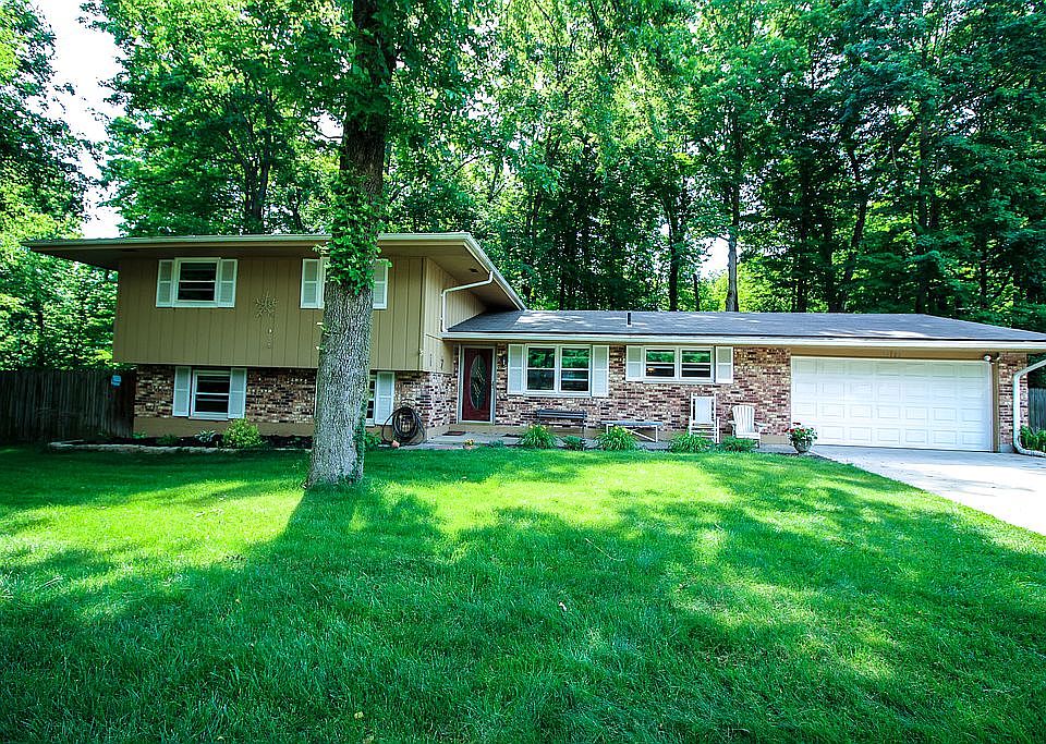 1st image of 2929 Bruce Ct