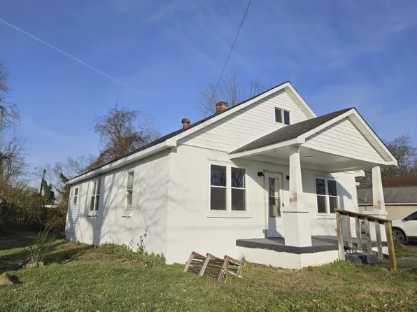 386 Blakemore Ave, Gallatin, TN 37066